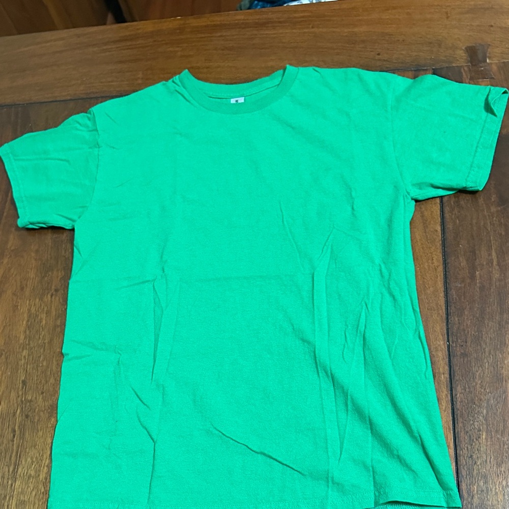 Gildan Vibrant Green Men's Short Sleeve Tee